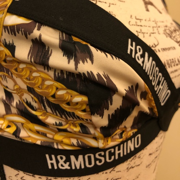 SOLD 🔥H&M x Moschino Softcup Bralette - Picture 3 of 5